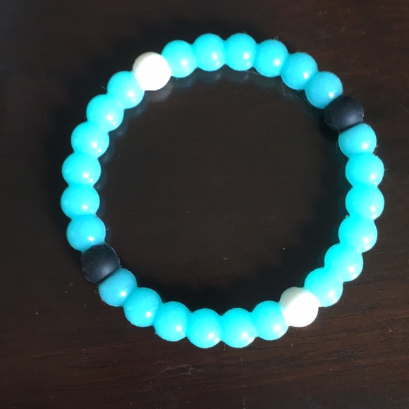 Pack of 2 blue Lokai and white rose bracelets - Picture 3 of 4